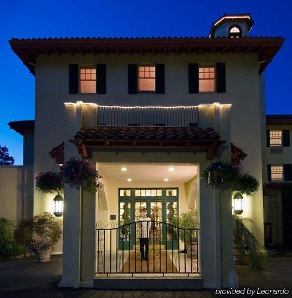 Columbia Gorge Hotel & Spa Hood River Exterior photo